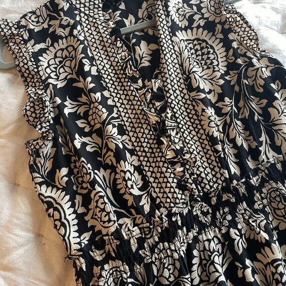 Maggy London Brooke Ruffle Neck Maxi Dress like new - Picture 2 of 6